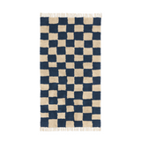 Teppich – Mara washable deep blue/warm sand von Ferm Living.png