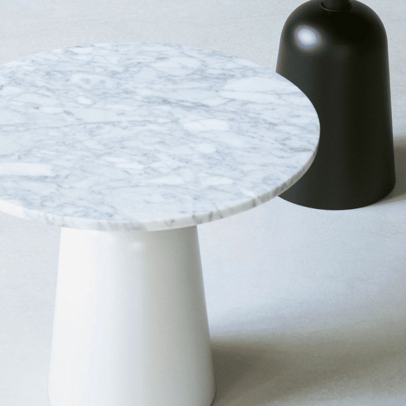 Beistelltisch - Turn Marmor black von Normann Copenhagen