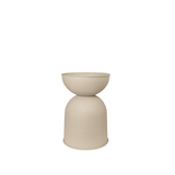 Blumentopf – Hourglass Pot cashmere S von Ferm Living