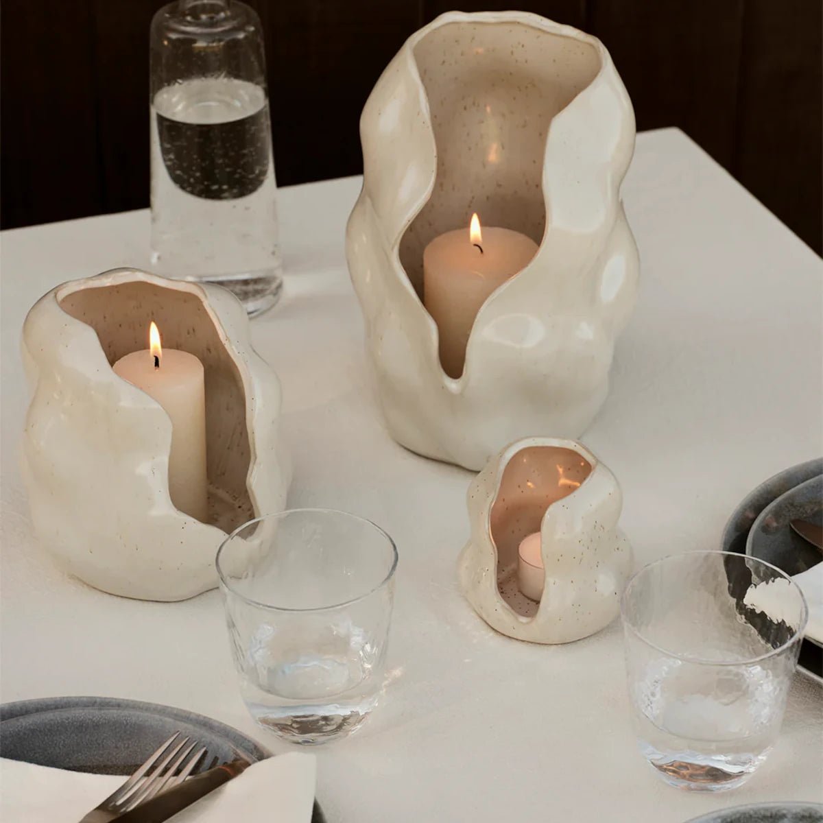 Broste Copenhagen - Teelichthalter Hekla white cream L

