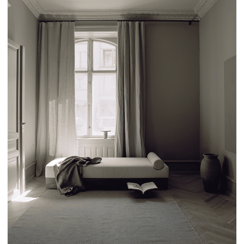 Daybed - Mass Walnut von New Works