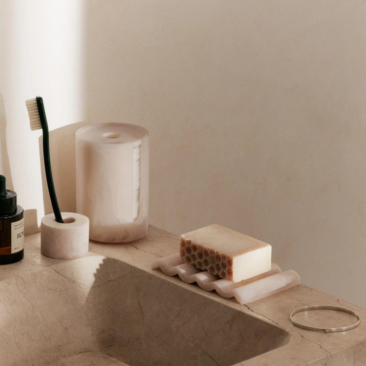 Ferm Living - Aufbewahrung Pad Mist pearl

