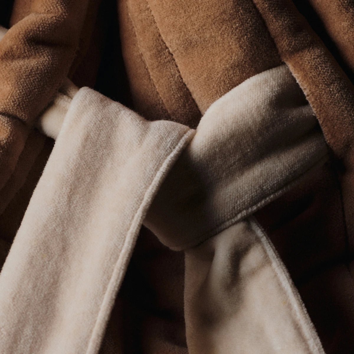 Ferm Living - Geschenksack Vari Quilted Velvet tan