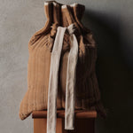 Ferm Living - Geschenksack Vari Quilted Velvet tan