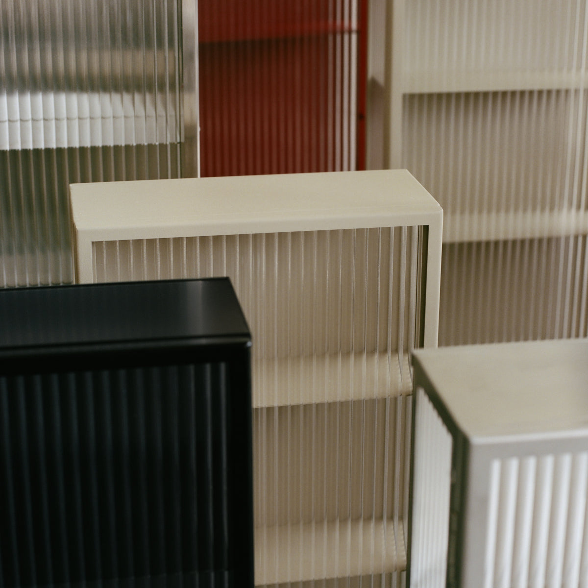 Ferm Living - Wandschrank Haze cashmere S