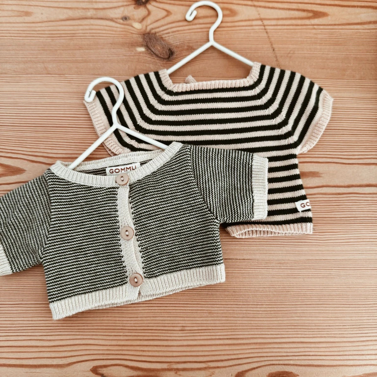 GOMMU - Onesie Short light cream/soft green