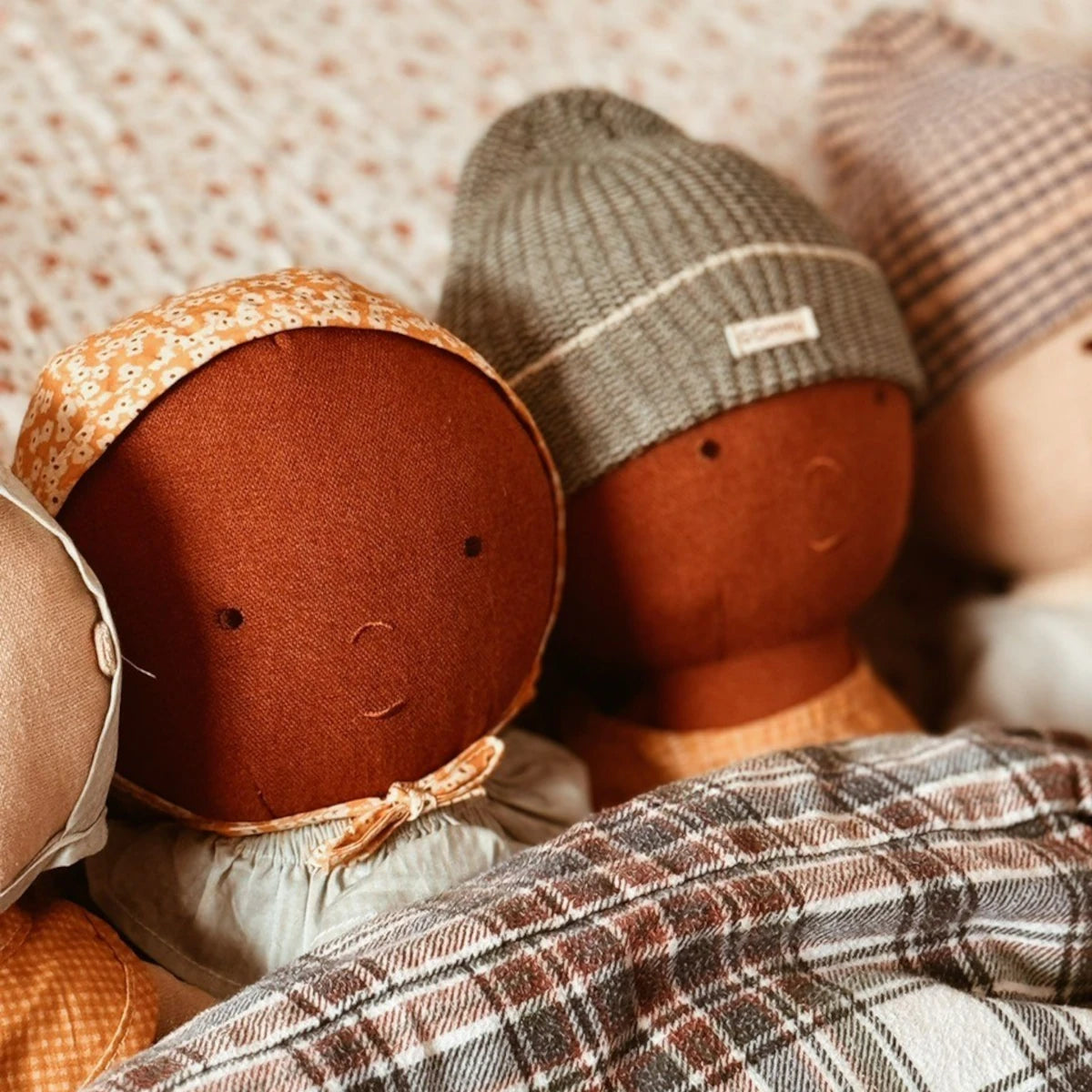 GOMMU - Puppe Baby Soft almond