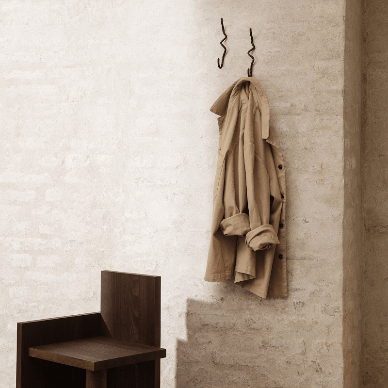 Haken – Curvature black von Ferm Living