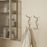 Haken - Curvature brass von Ferm Living