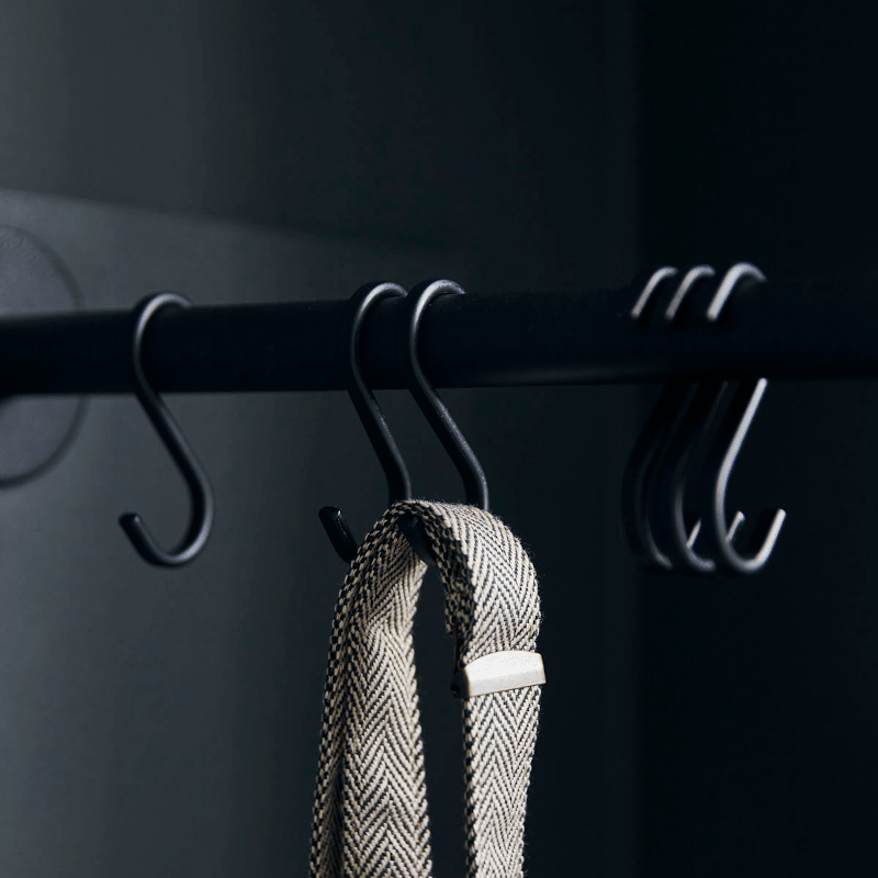 Haken - Snap S schwarz von House Doctor