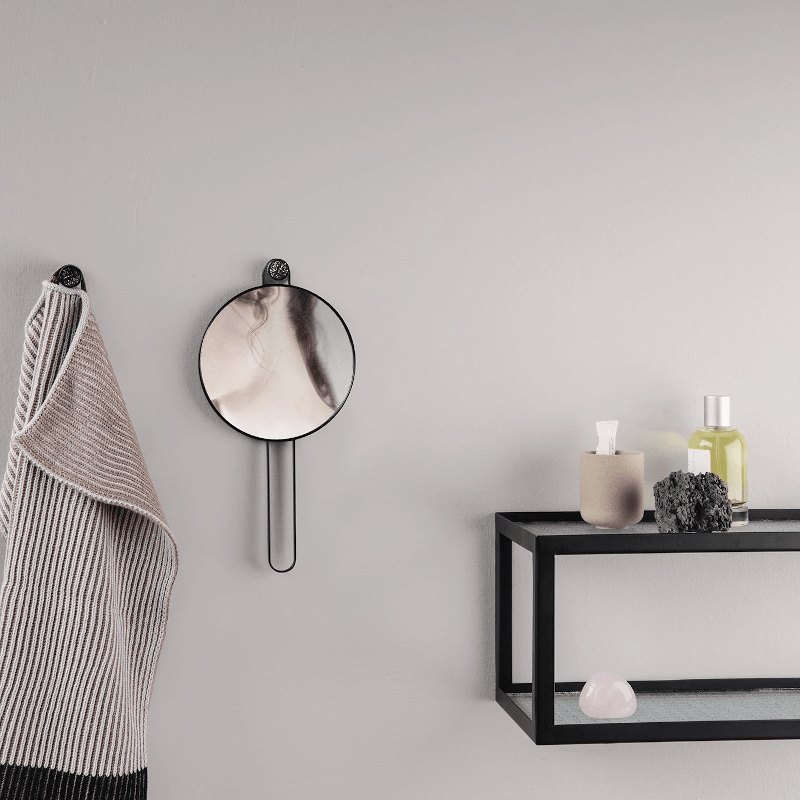 Handspiegel - Poise schwarz von Ferm Living