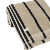 Handtuch - Alee sand/black von Ferm Living