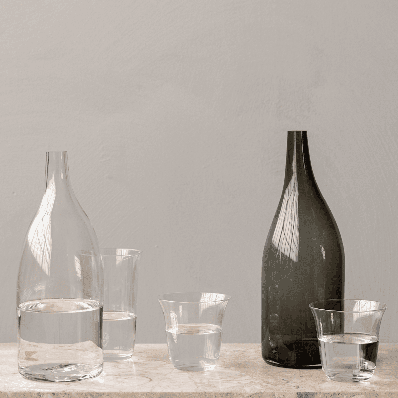 Karaffe - Strandgade smoke glass von MENU