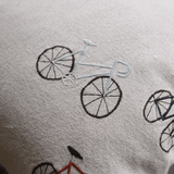 Kissenbezug – BICYCLES gestickt von Fine Little Day