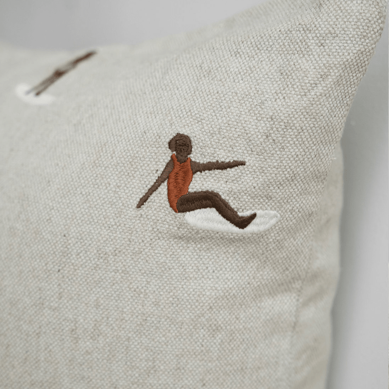 Kissenbezug – SURFERS gestickt von Fine Little Day