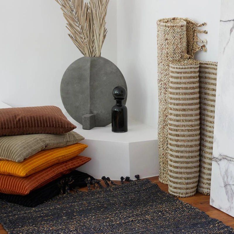 Liv Interior - Teppich Kelim Dhaka Jute schwarz