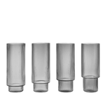 Longdrinkglas – Ripple smoked grey 4er Set von Ferm Living