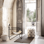 Lounge Chair – Desert black/solid cashmere von Ferm Living