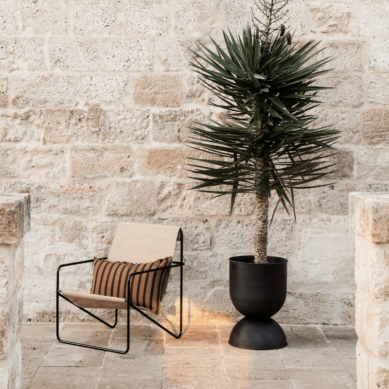 Lounge Chair – Desert black/solid cashmere