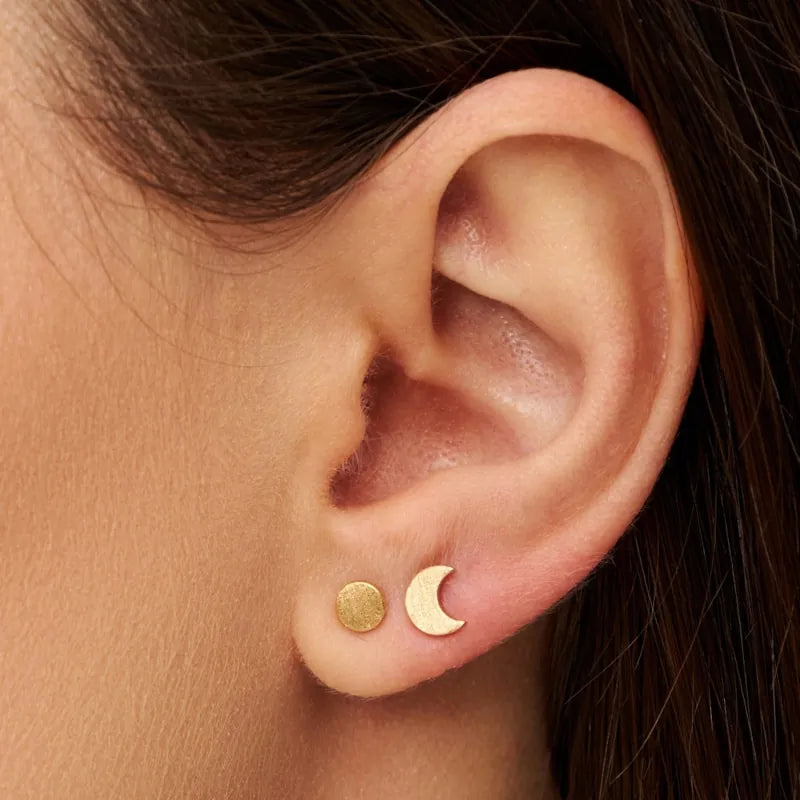 LULU Copenhagen - Ohrring Family To The Moon And Back Gold