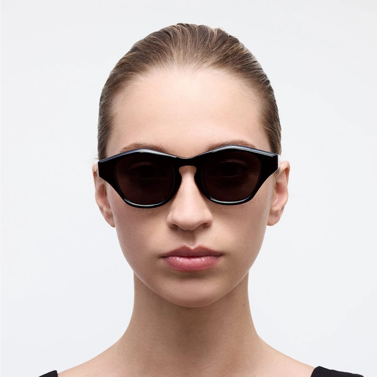 MACHETE - Sonnenbrille Olympia Perle noir


