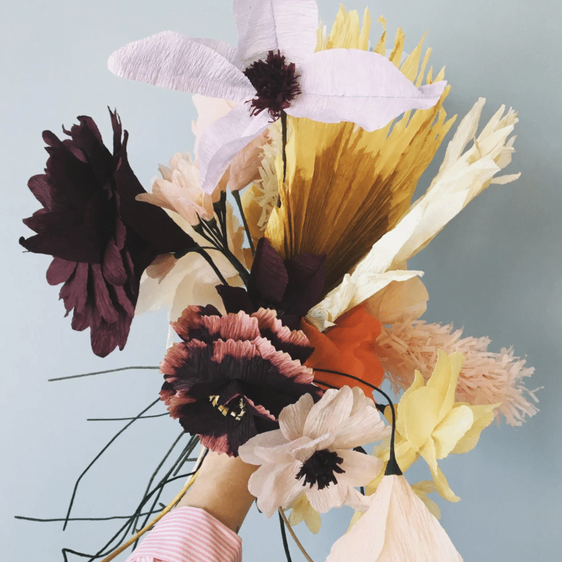 Papierblume - Peony nude von Studio About