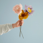 Papierblume - Windflower orche von Studio About