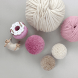 Pompon Maker - Donut vanille von Pom Maker
