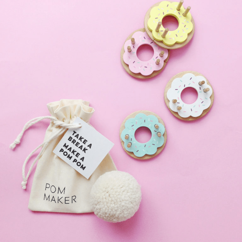 Pompon Maker - Donut vanille von Pom Maker