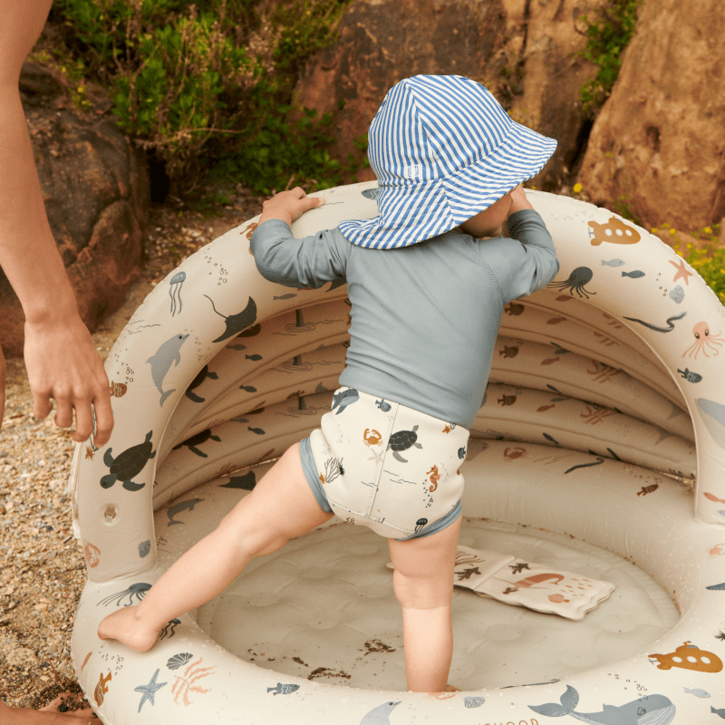 Pool mit Canopy - Hadley Carlos/sandy von Liewood