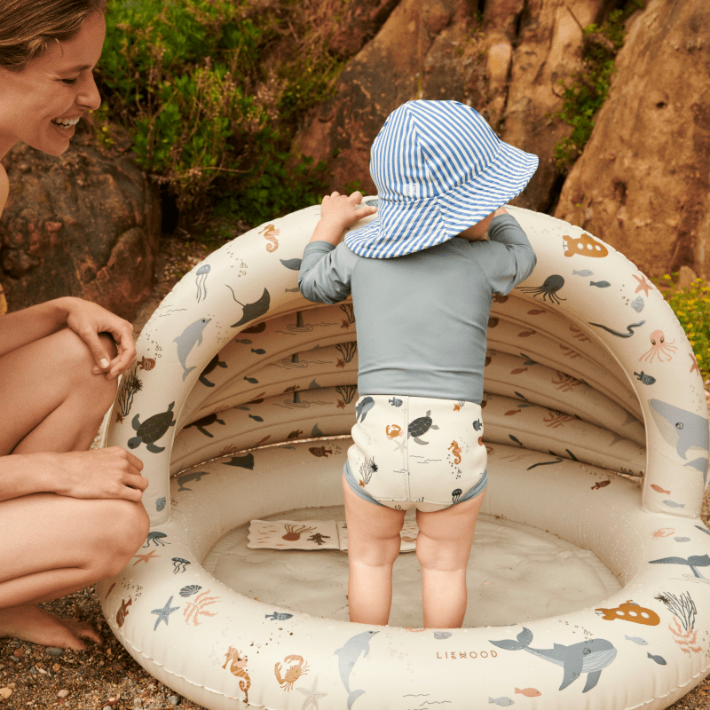 Pool mit Canopy - Hadley peach/sea shell von Liewood