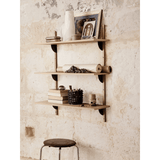 Regal - Sector triple/wide natural oak/black von Ferm Living