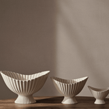 Schale - Centrepiece Fountain off-white M von Ferm Living
