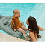 Schwimmanzug – Sille structure golden caramel von Liewood