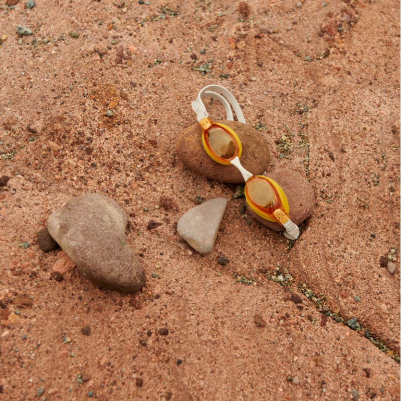 Schwimmbrille - Titas yellow mellow/sandy von Liewood