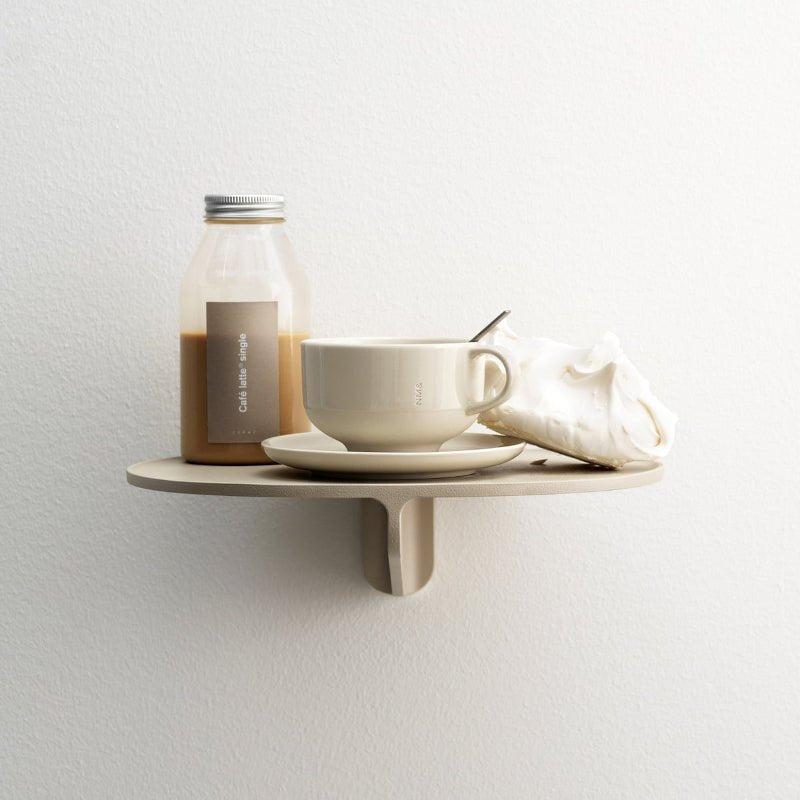 String – Wandablage Museum beige von String Furniture