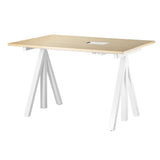 String – Works höhenverstellbarer Schreibtisch Esche B120 von String Furniture