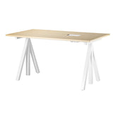 String – Works höhenverstellbarer Schreibtisch Esche B140 von String Furniture
