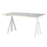 String – Works höhenverstellbarer Schreibtisch hellgrau B140 von String Furniture