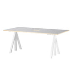 String – Works höhenverstellbarer Schreibtisch hellgrau B180 von String Furniture