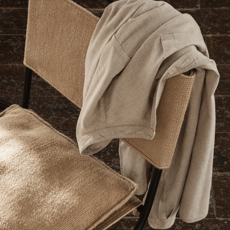 Stuhl - Desert Dining black/sand von Ferm Living