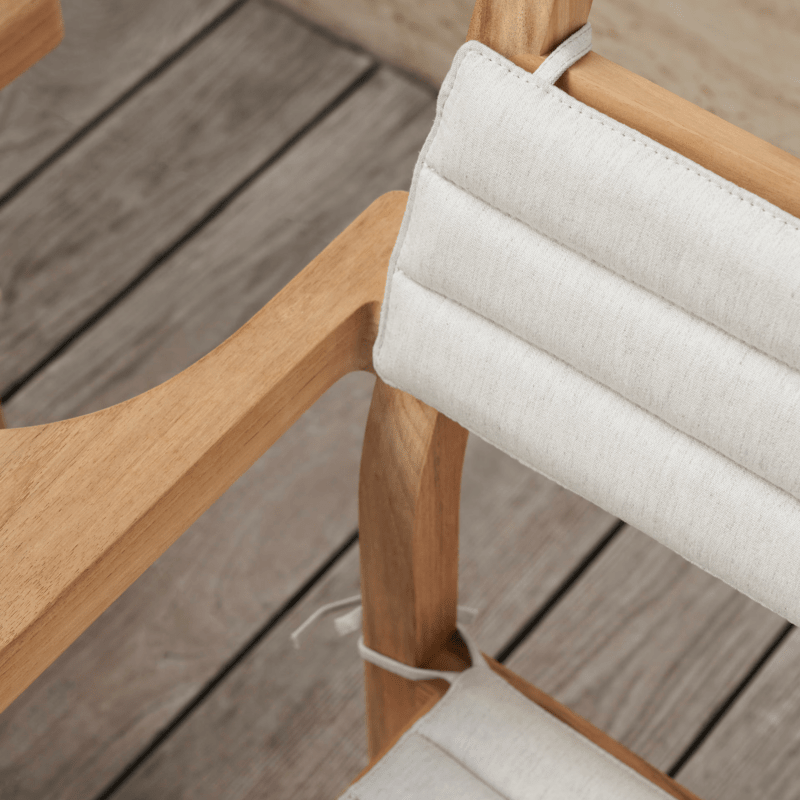 Stuhl Outdoor - AH502 mit Armlehne von Carl Hansen