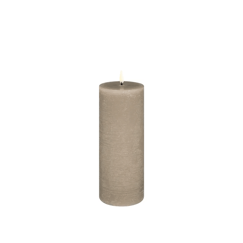 Stumpenkerze - LED Sandstone grooved 5.8 x 4.5 von UYUNI