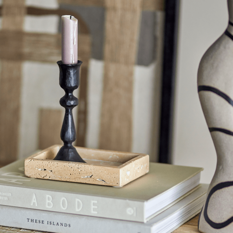 Tablett - Majsa Travertin natur von Bloomingville