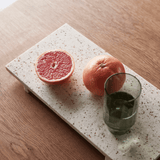 Tablett - Stone Terrazzo von Hübsch Interior