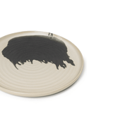 Teller - Omhu Centrepiece off white_charcoal von Ferm Living