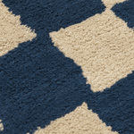Teppich – Mara washable deep blue/warm sand von Ferm Living