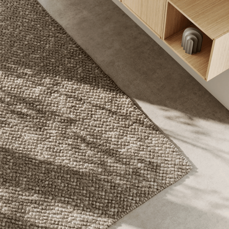 Teppich – Tact dark brown von Woud