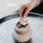 the MUNIO - Wachswärmer Keramik beige