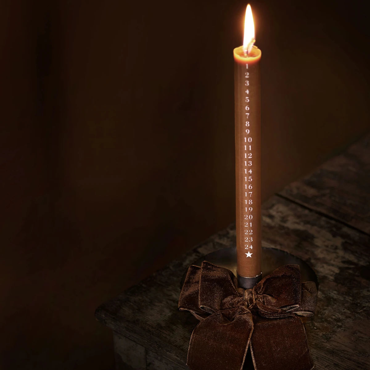 Tine K Home - Kalenderkerze Xmas brown S